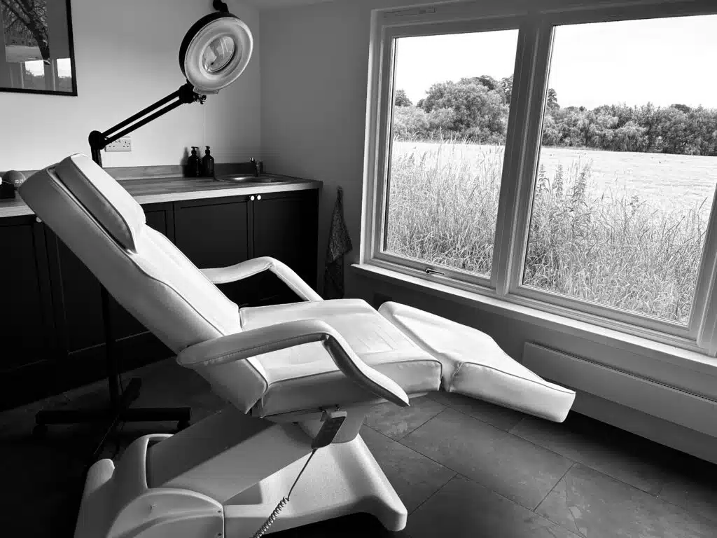 The Orchard Studio - Moda Wellness Studio for Doctor Led Non Surgical Nose Reshaping Near Bath and Swindon.